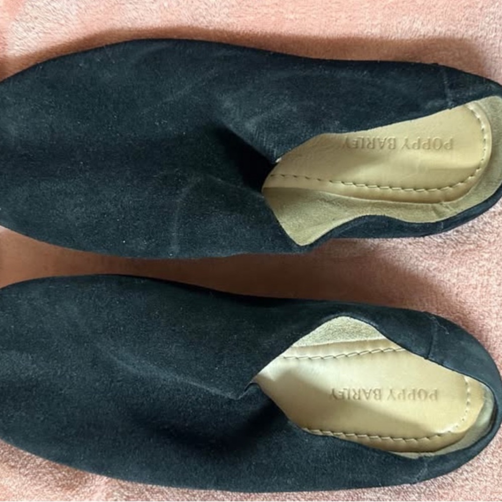 Poppy Barley Women's Black Suede Cabin Shoe